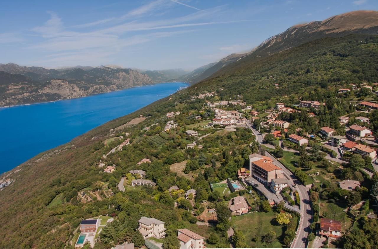 Hotel San Zeno San Zeno di Montagna Luaran gambar