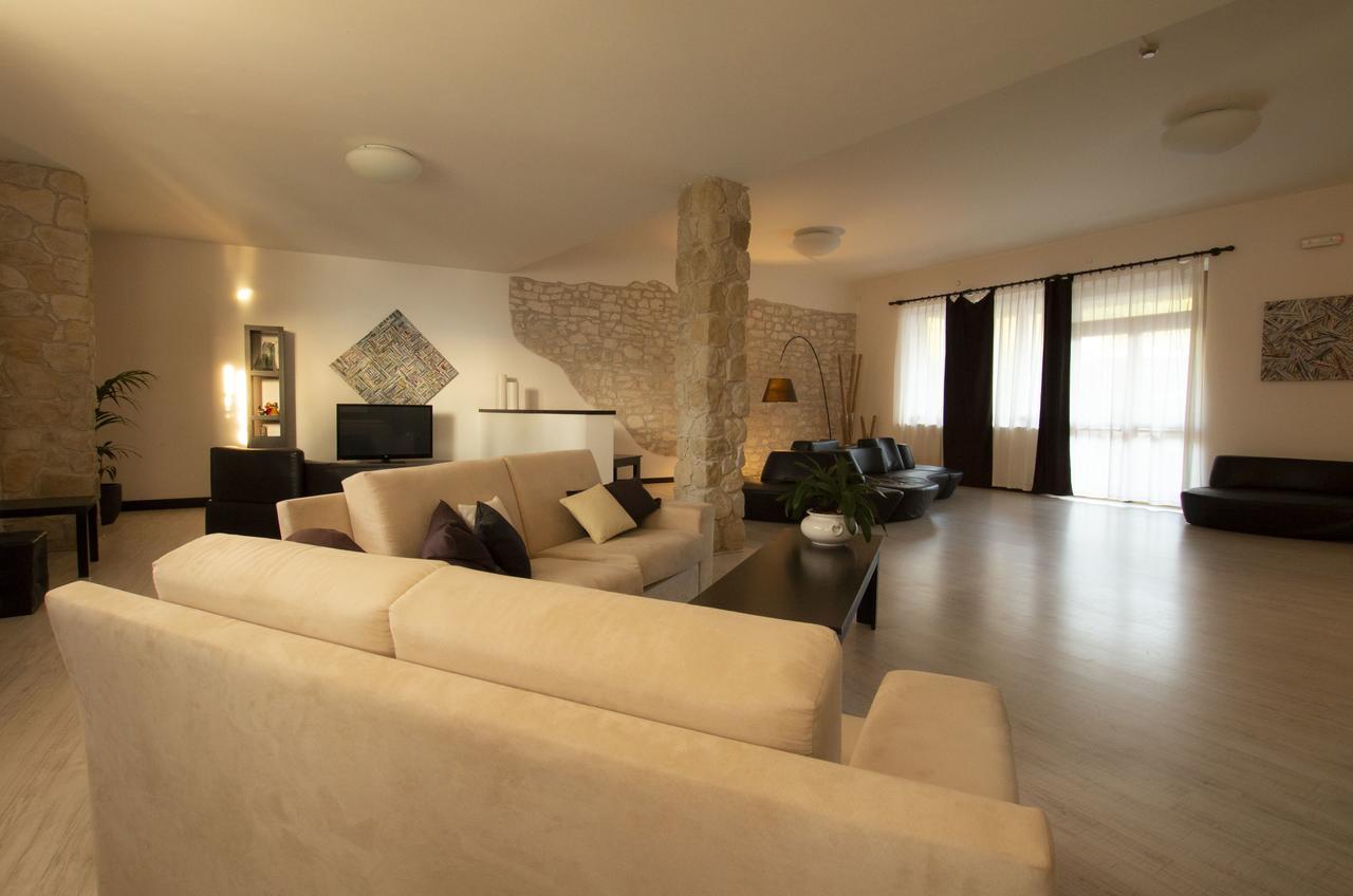 Hotel San Zeno San Zeno di Montagna Luaran gambar